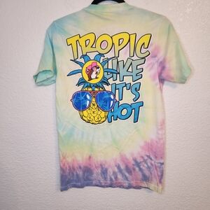 Buc-ee's Shirt Women's Small Purple Yellow Tie Dye Graphic Pullover Casual